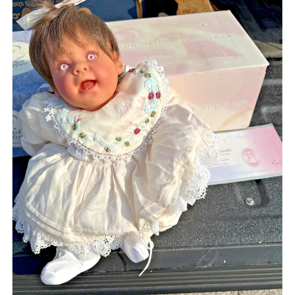 Lee Middleton Baby's First Tooth Doll by Reva Schick‎ 2001 w/ COA & Original Box